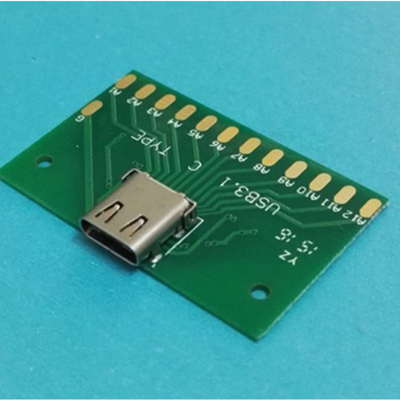 Adapter żeński USB typu C. Okystar w kolorze zielonym